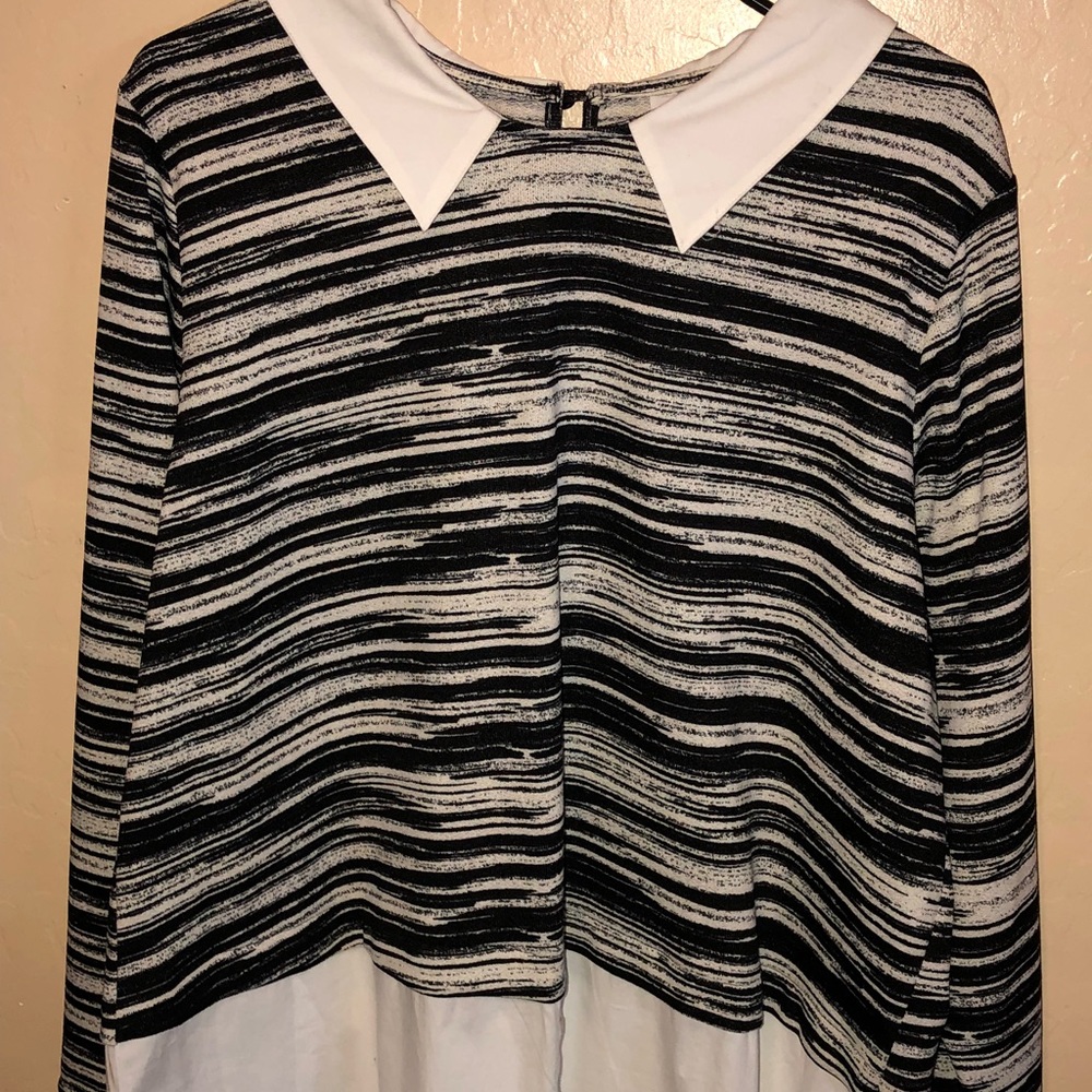 Sweater - Picture 5 of 5